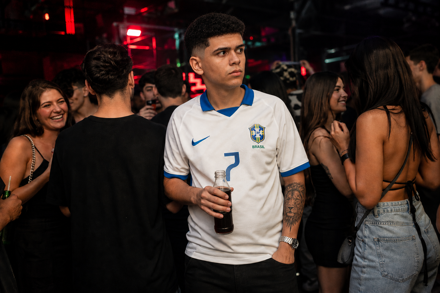 Homem na balada